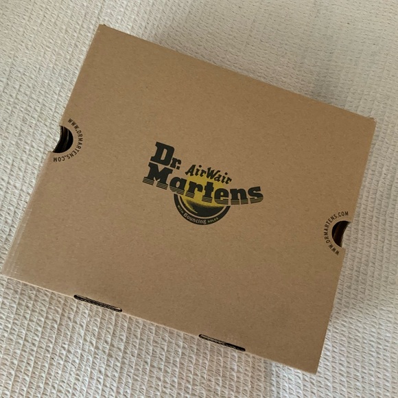 Dr Doc Martens Voss Women's Leather Strap Platform Sandals Heels Shoes in Black - Picture 3 of 13